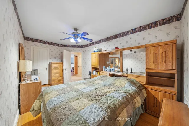 Additional property image - 1230 Avenue Rd