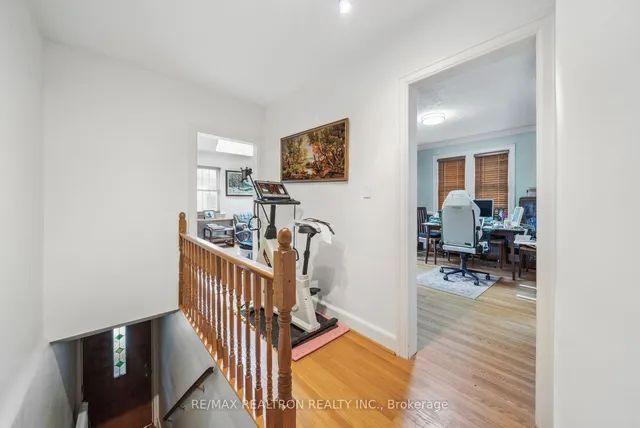 Additional property image - 1230 Avenue Rd