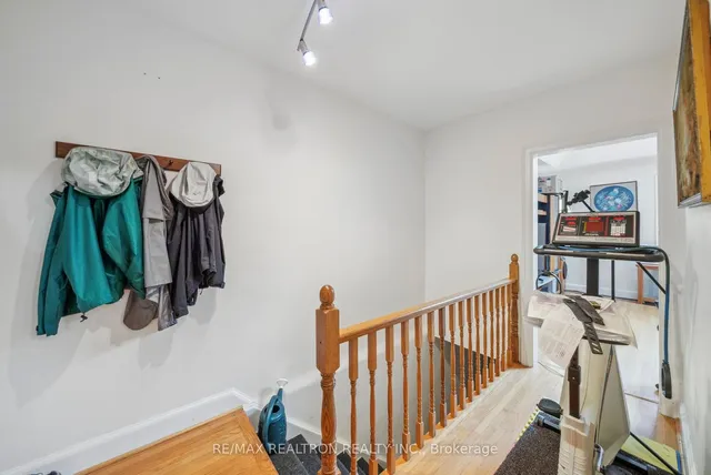Additional property image - 1230 Avenue Rd