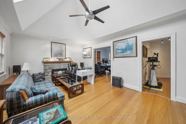 Additional property image - 1230 Avenue Rd