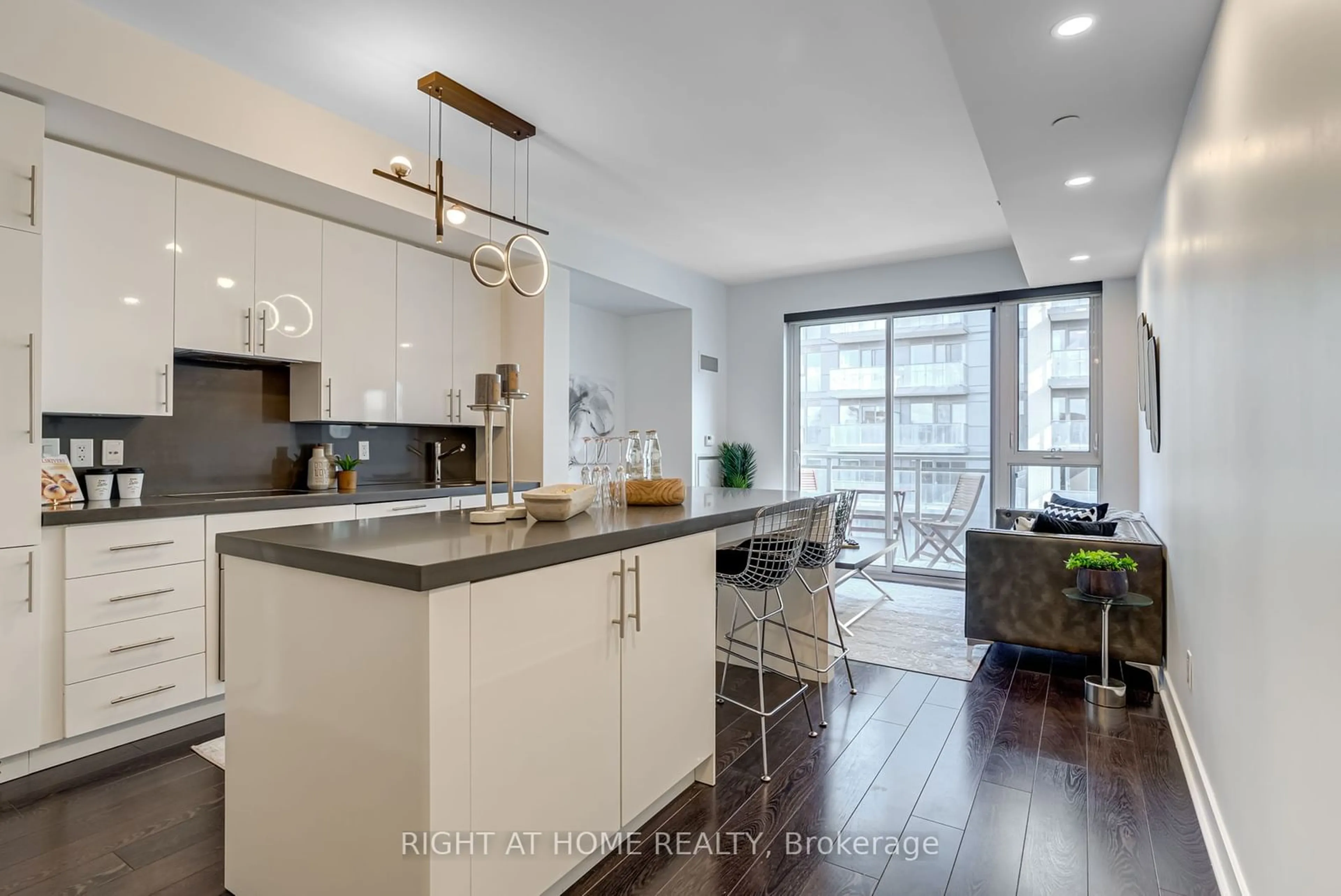 Contemporary kitchen for 156 Portland St #719, Toronto Ontario M5V 0G1