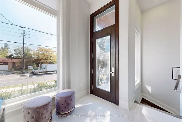 Additional property image - 3052 Bayview Ave
