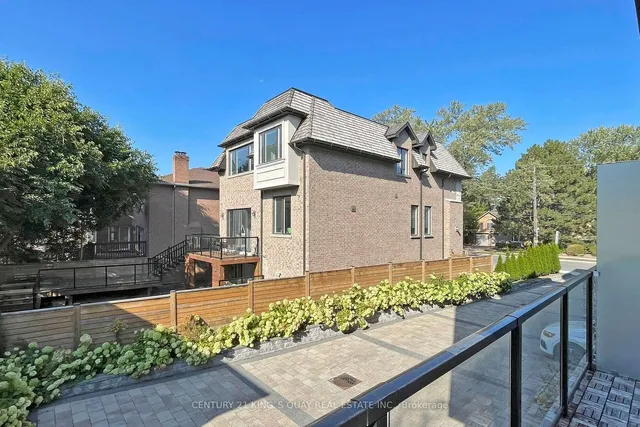 Additional property image - 3052 Bayview Ave