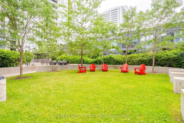 Additional property image - 55 Regent Park Blvd Unit 911