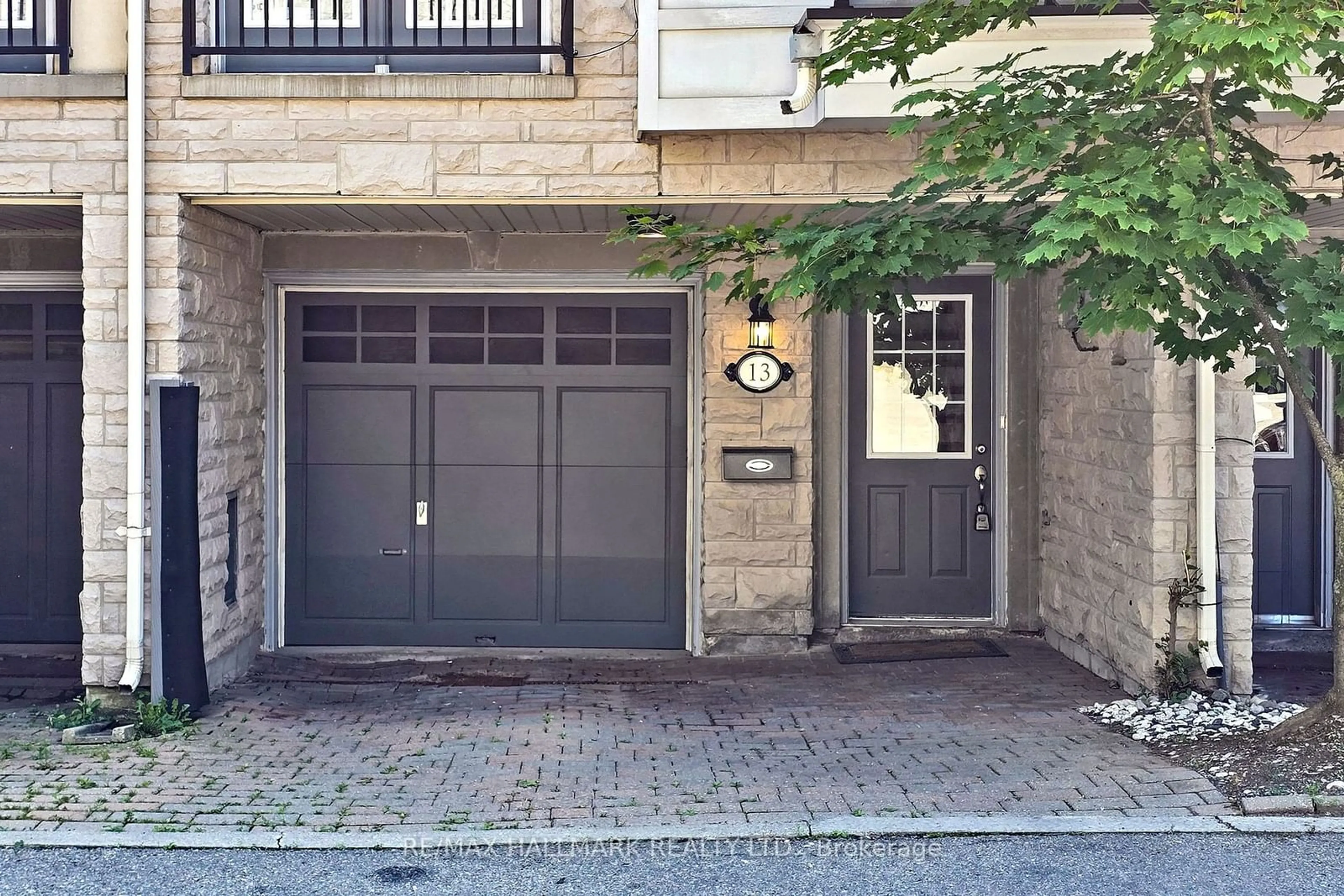 A pic from exterior of the house or condo for 13 Garvin Mews, Toronto Ontario M2N 0B2