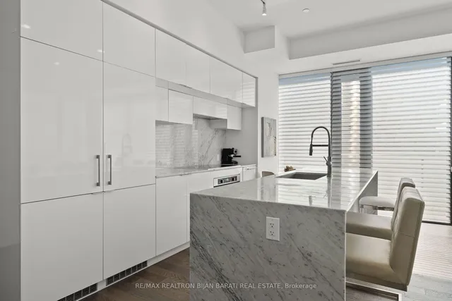 Additional property image - 185 Roehampton Ave Unit PH 02
