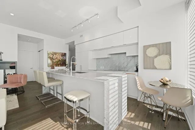 Additional property image - 185 Roehampton Ave Unit PH 02