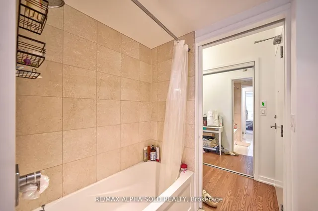 Additional image 16 of 12 York St Unit 707