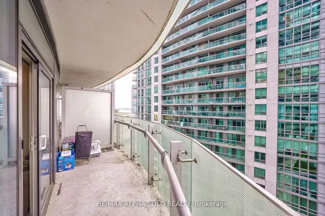 Additional image 6 of 12 York St Unit 707
