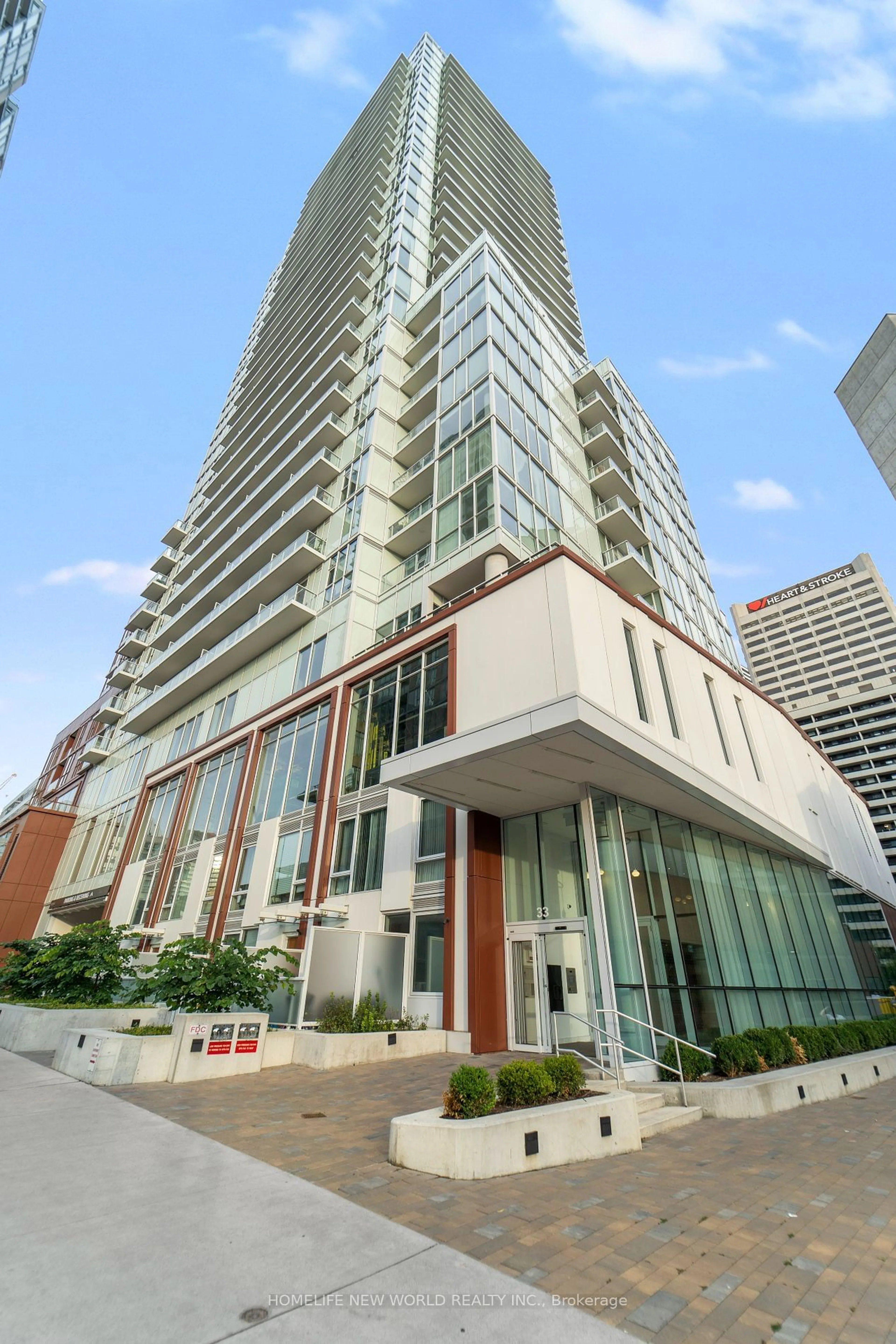 A pic from exterior of the house or condo for 33 Helendale Ave #103, Toronto Ontario M4R 0A4