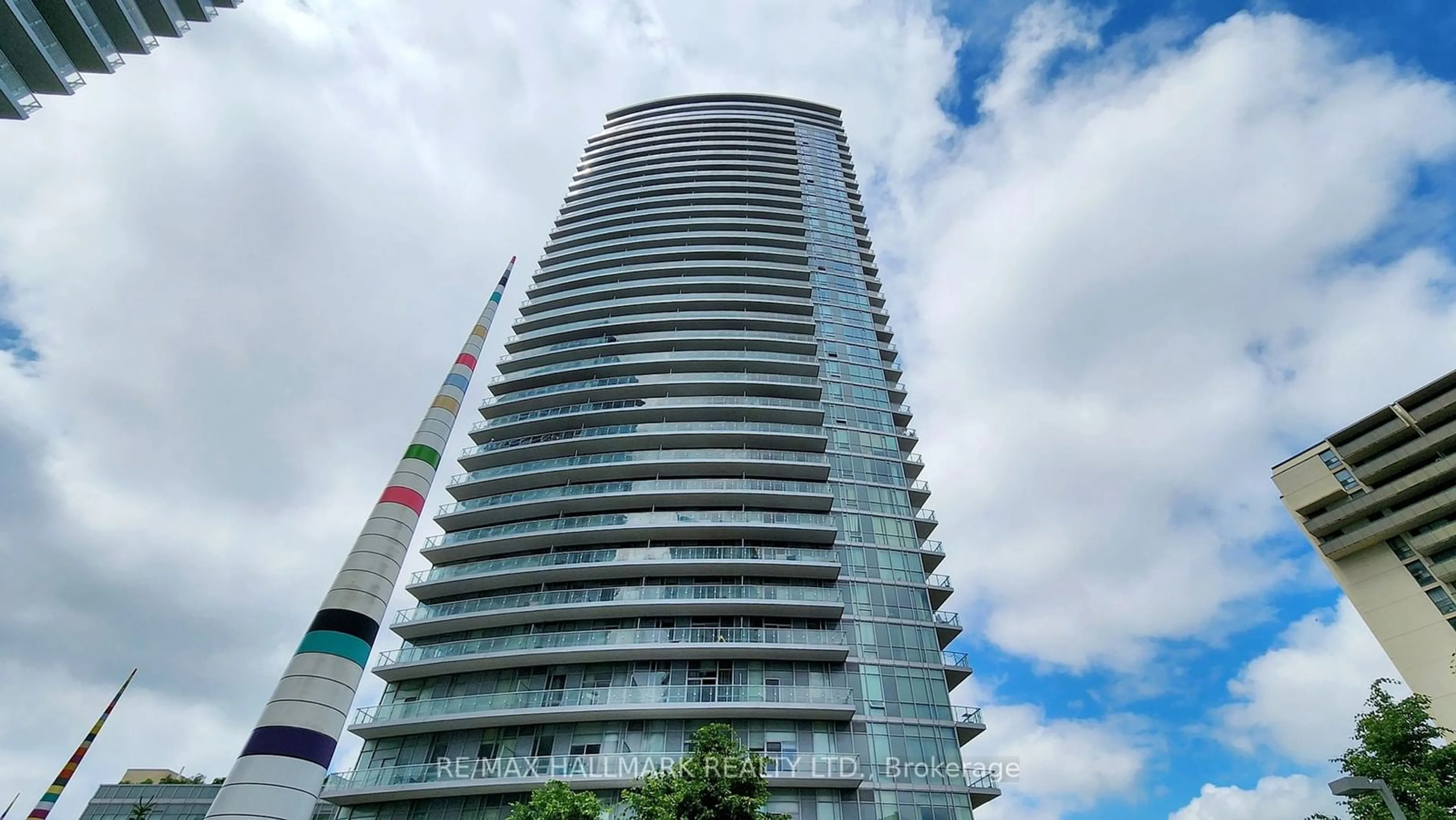 A pic from exterior of the house or condo for 70 Forest Manor Rd #1402, Toronto Ontario M2J 0A9