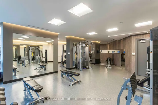 Additional property image - 500 Sherbourne St Unit 1811