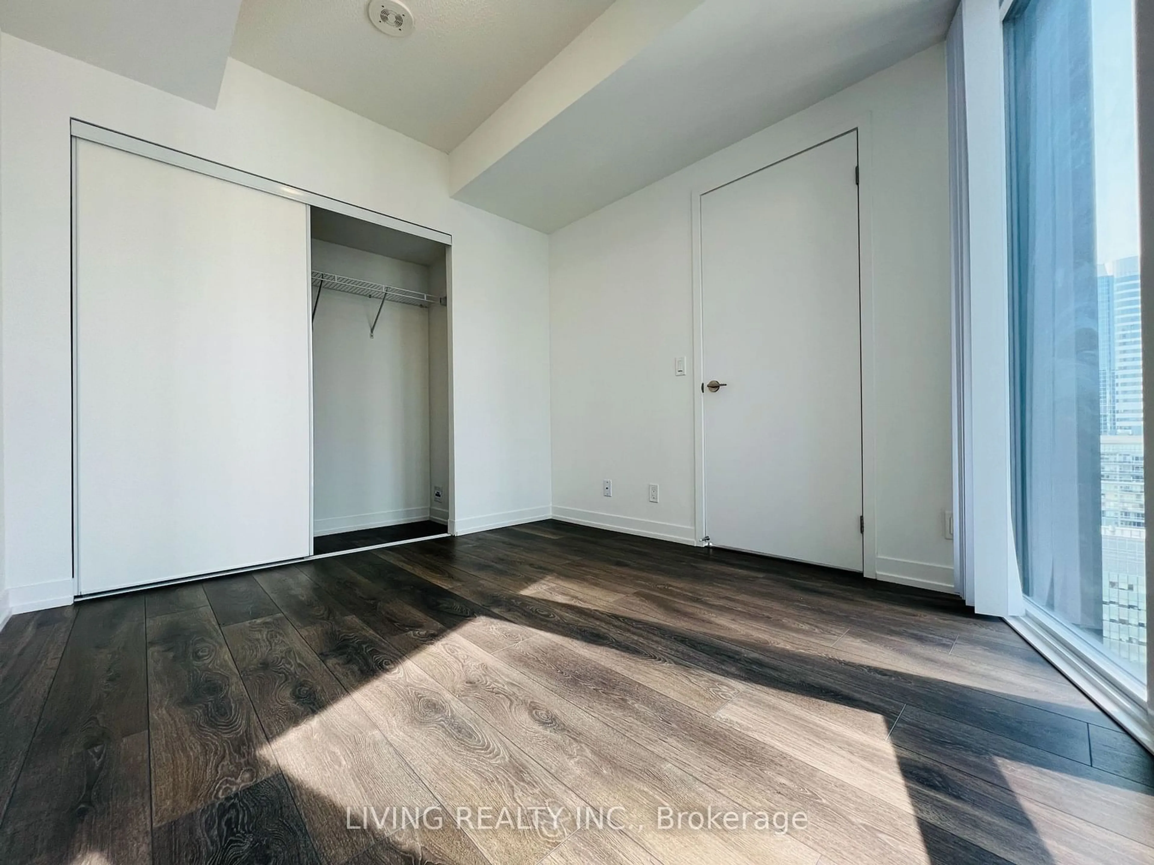 A pic of a room for 60 Shuter St #3009, Toronto Ontario M5B 0B7