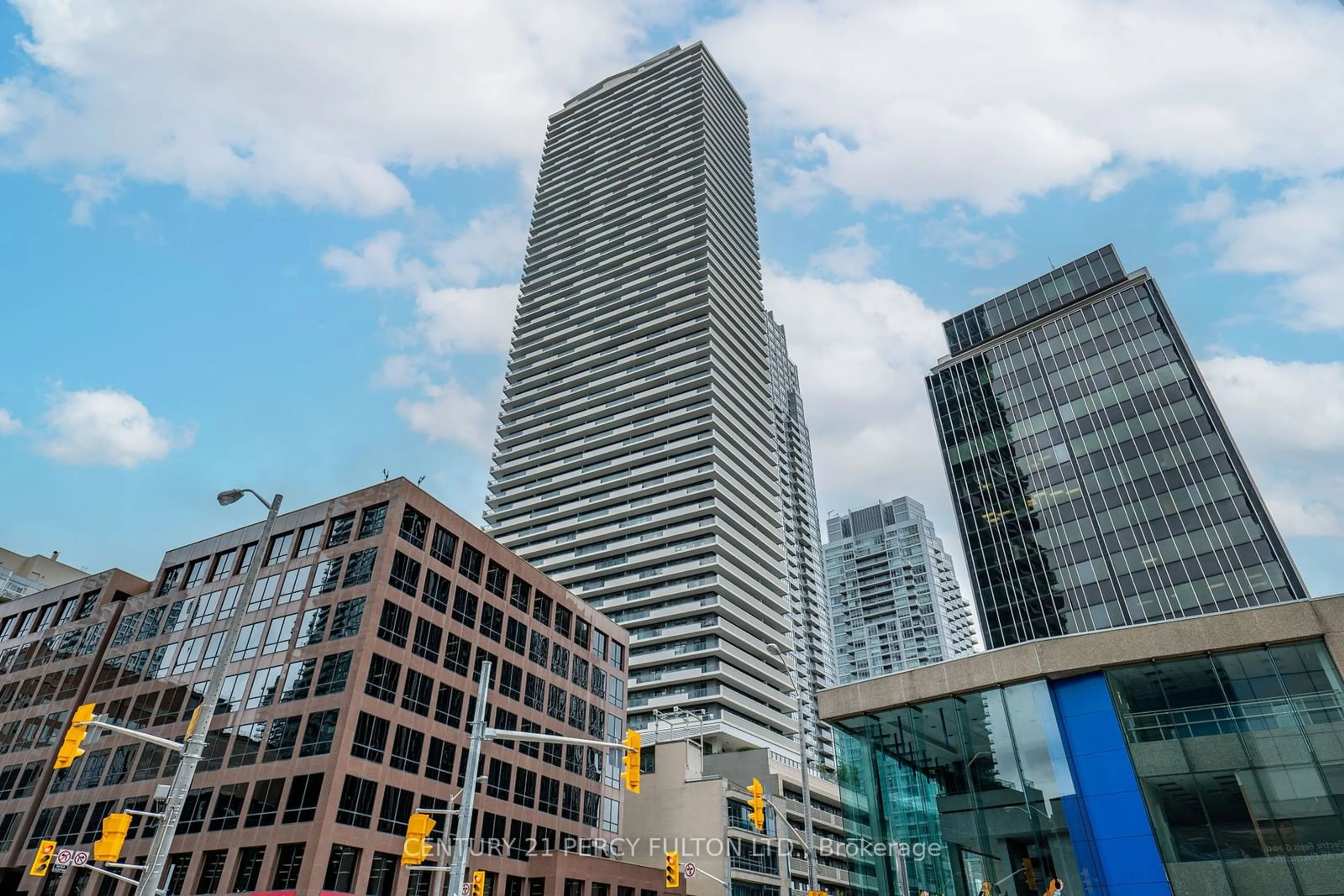 A pic from exterior of the house or condo for 2221 Yonge St #3108, Toronto Ontario M4S 2B4