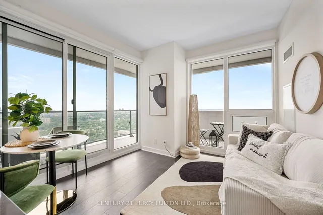 Additional property image - 2221 Yonge St Unit 3108