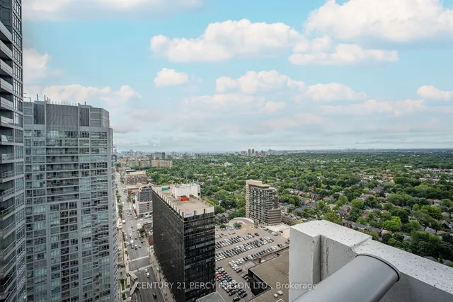 Additional property image - 2221 Yonge St Unit 3108
