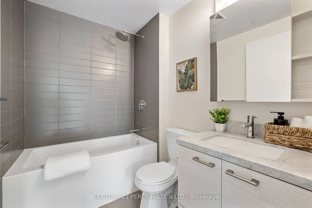 Additional property image - 2221 Yonge St Unit 3108