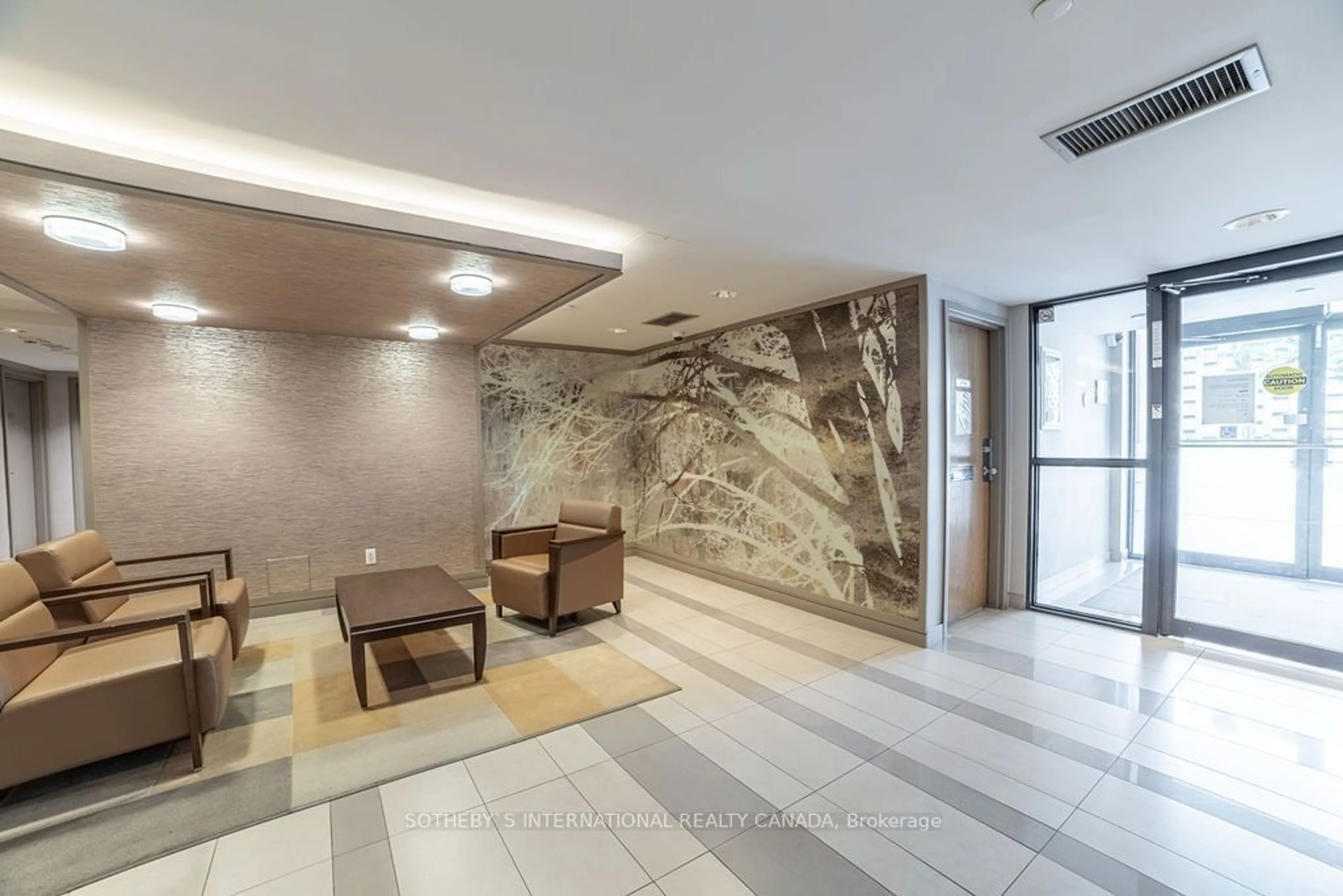 Indoor lobby for 250 Jarvis St #104, Toronto Ontario M5B 2L2