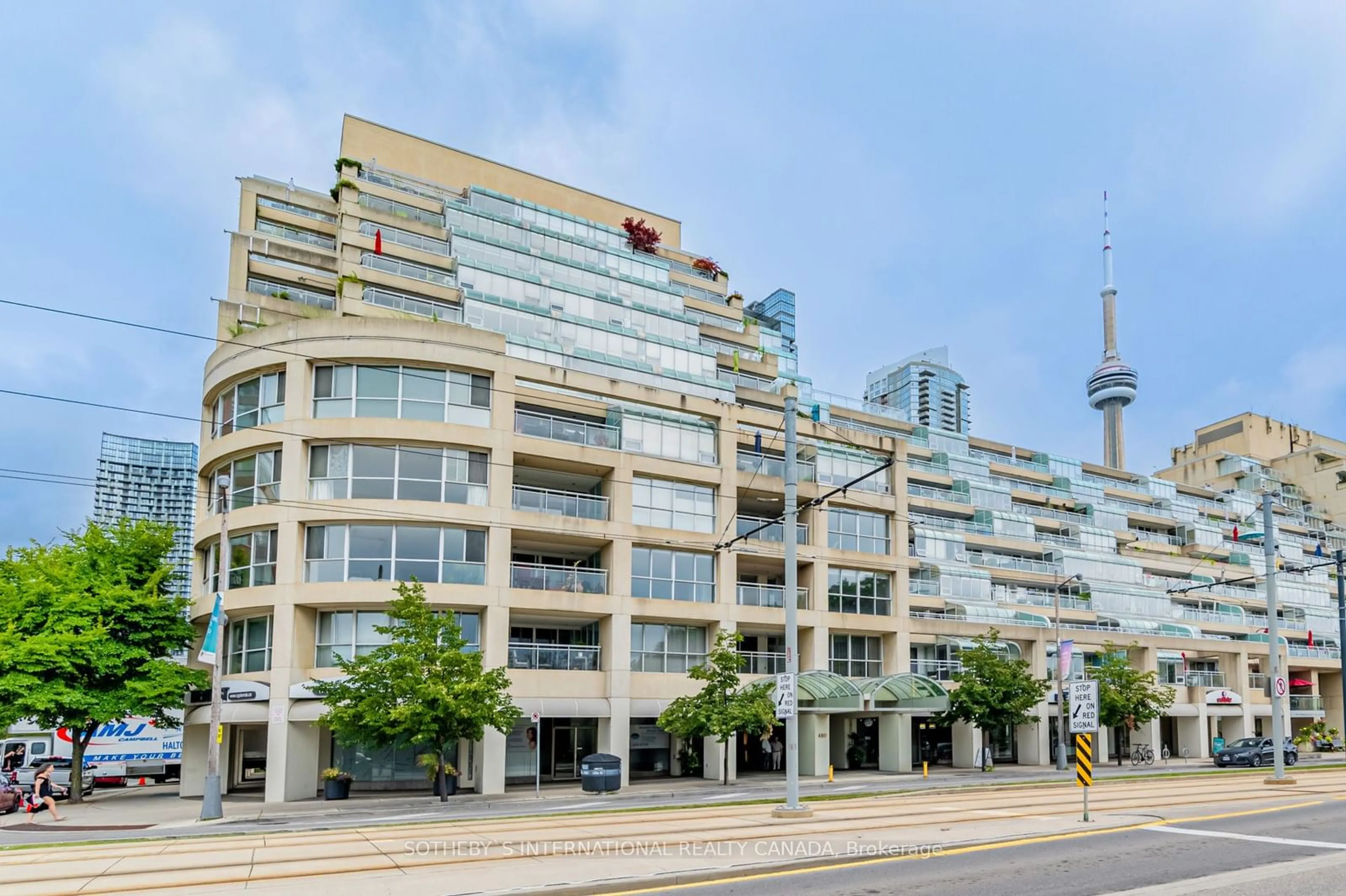 A pic from exterior of the house or condo for 480 Queens Quay #403, Toronto Ontario M5V 2Y5