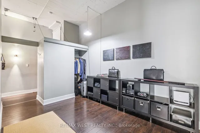 Additional property image - 365 Dundas St Unit 111