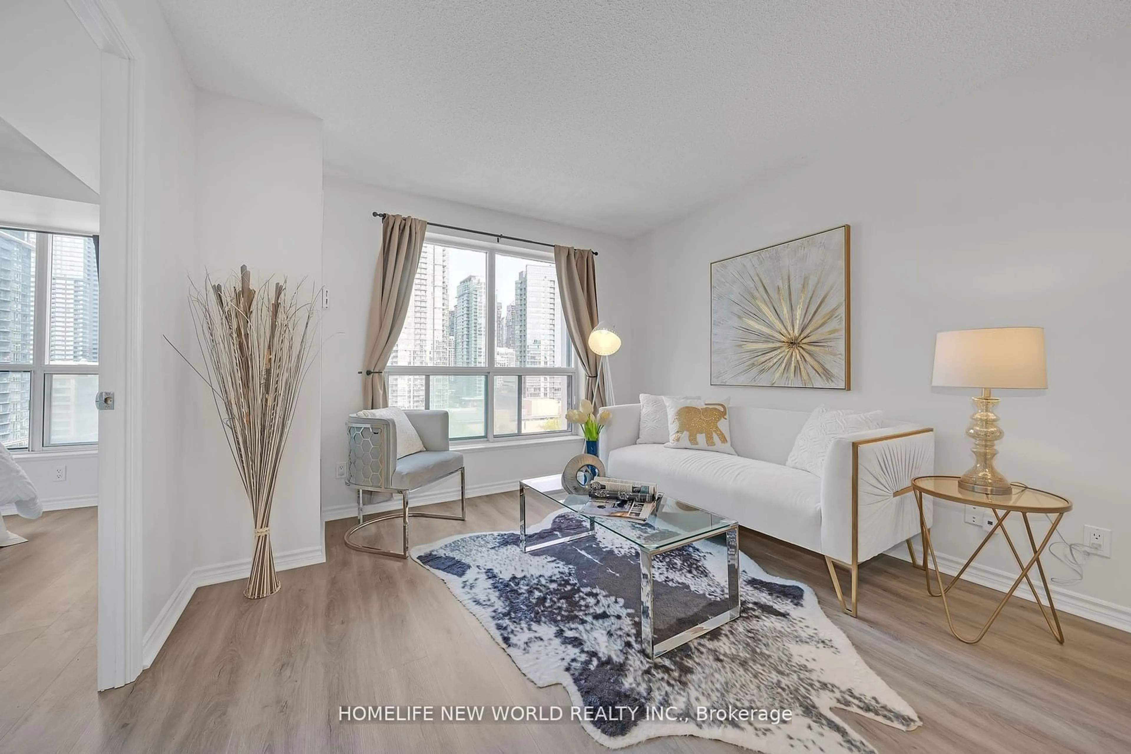 Living room for 410 Queens Quay #1106, Toronto Ontario M5V 3T1