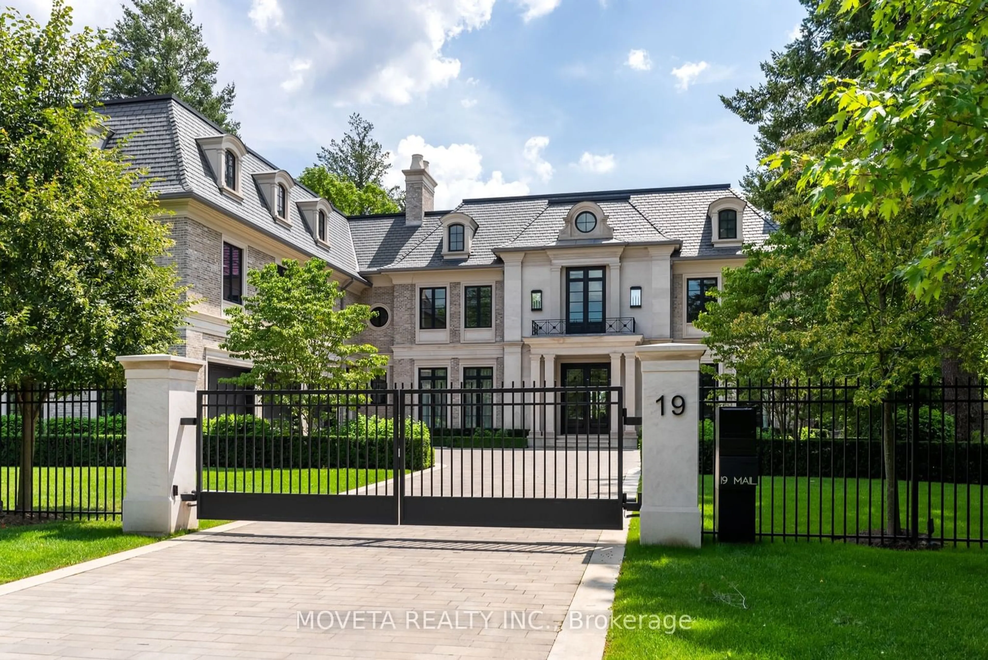 Frontside or backside of a home, the fenced backyard for 19 Country Lane, Toronto Ontario M2L 1E1