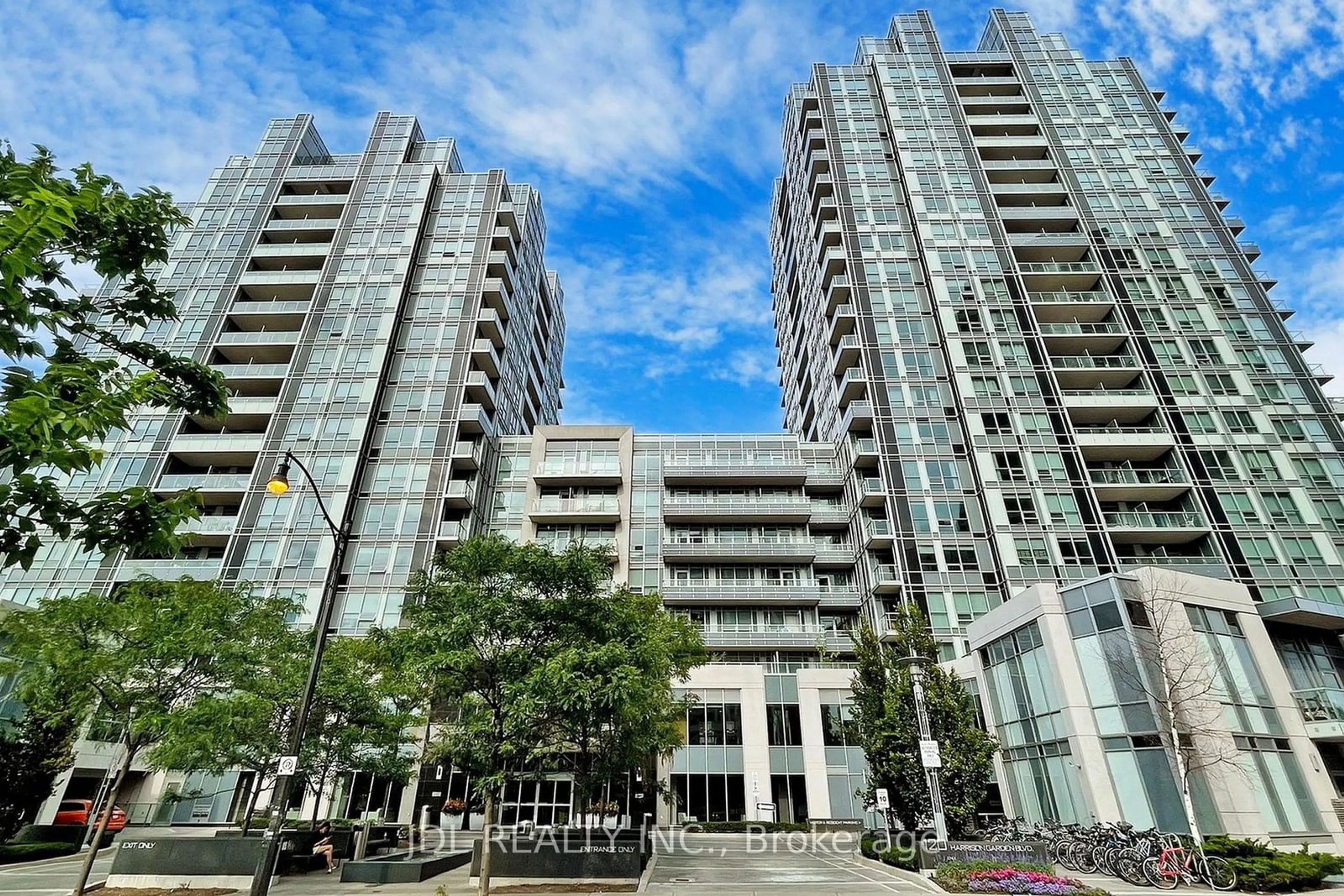 A pic from exterior of the house or condo for 120 Harrison Garden Blvd #1506, Toronto Ontario M2N 0H1