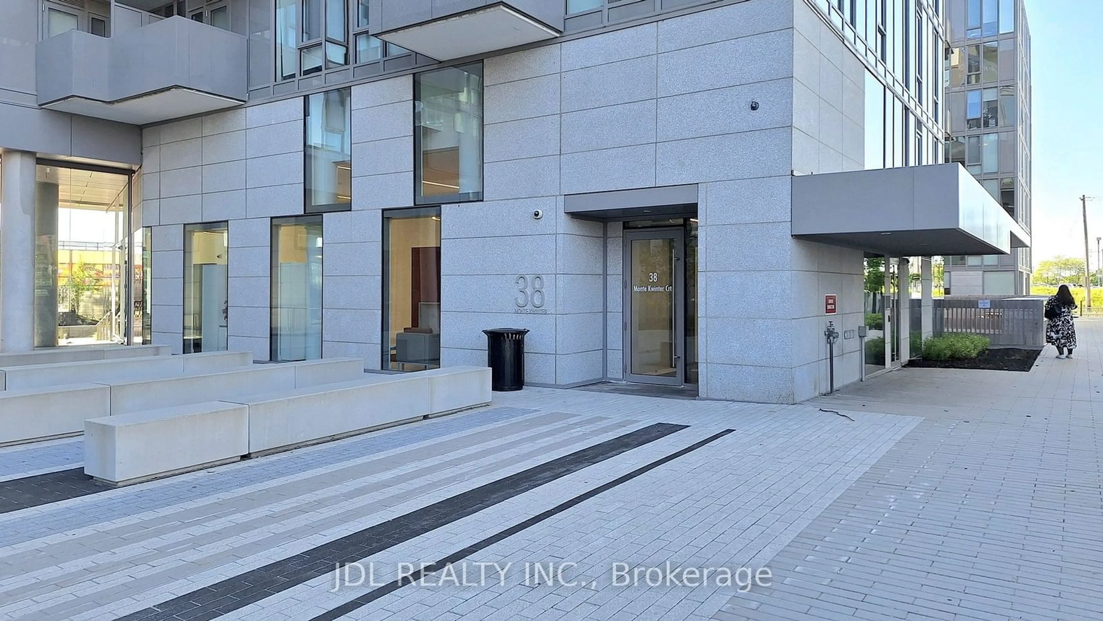 Indoor foyer, ceramic floors for 38 Monte Kwinter Crt #801, Toronto Ontario M3H 0E2