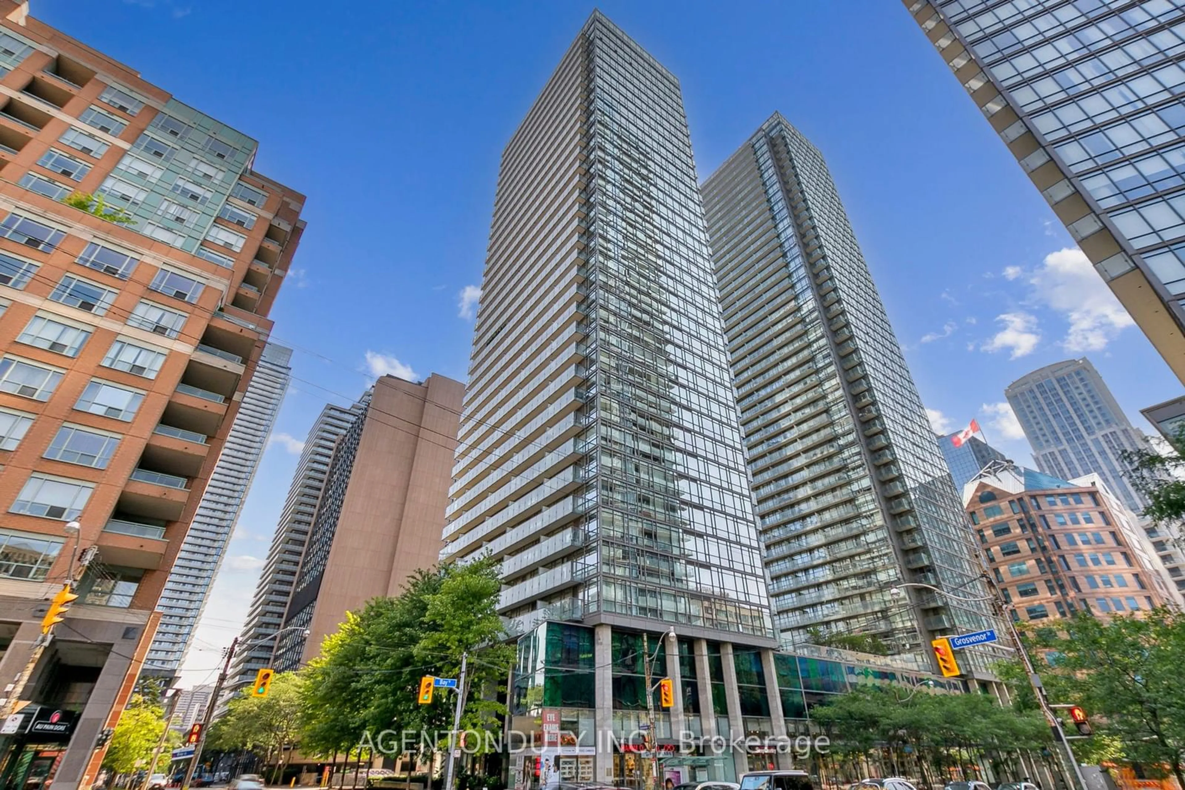 A pic from exterior of the house or condo for 37 Grosvenor St #2507, Toronto Ontario M4Y 3G5