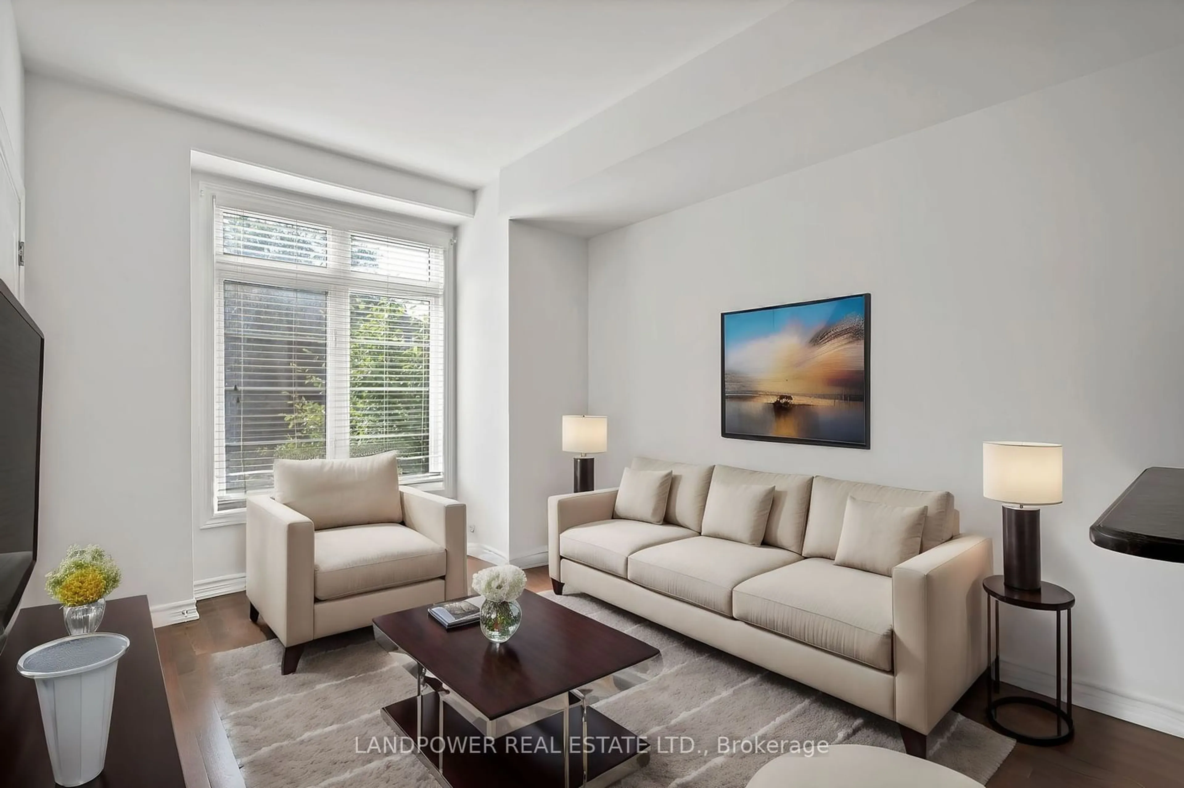 Living room for 37 Drewry Ave #9, Toronto Ontario M2M 1C9