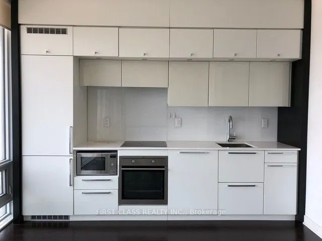 Additional property image - 15 Grenville St Unit 2904