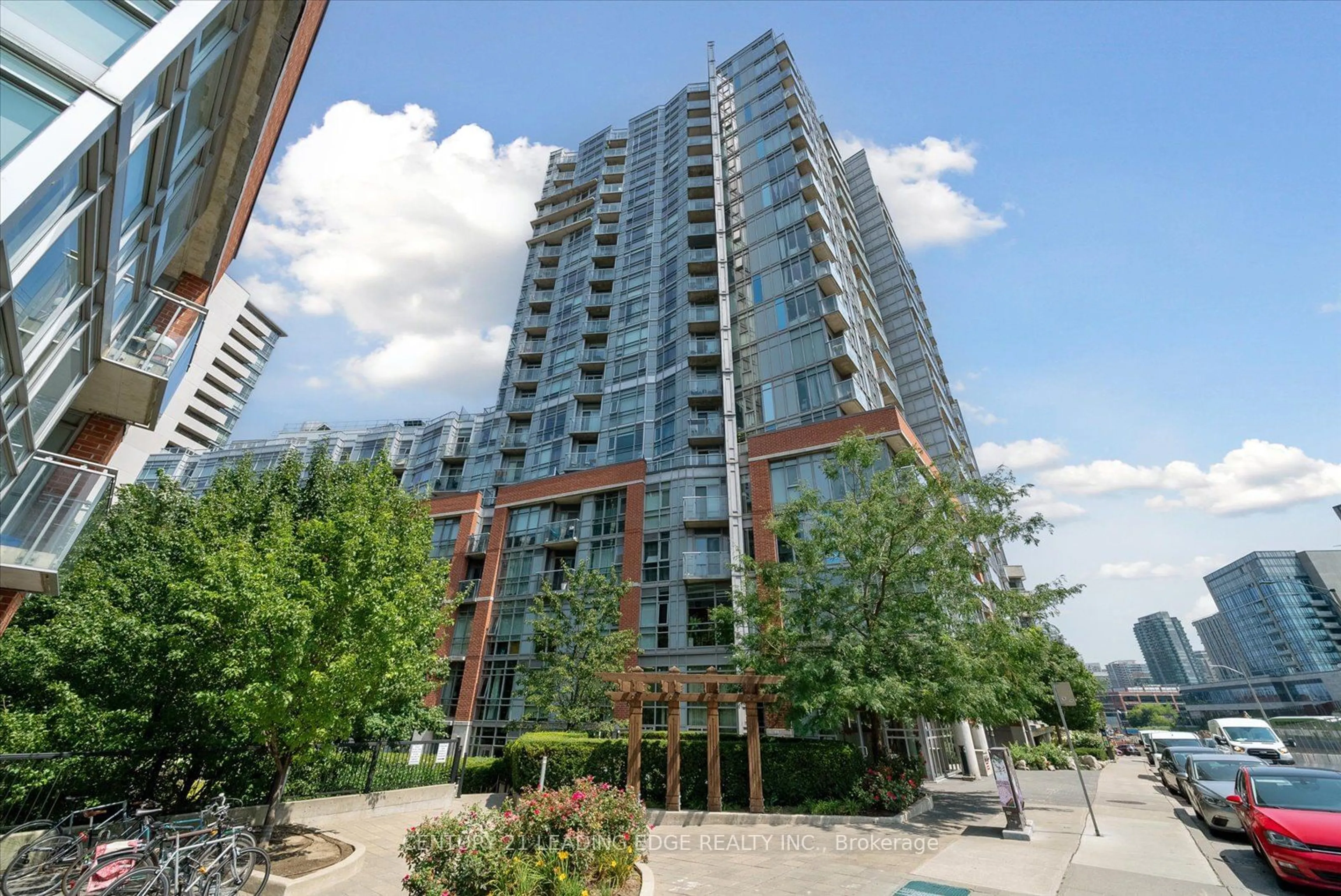 A pic from exterior of the house or condo for 150 Sudbury St #1607, Toronto Ontario M6J 3S8