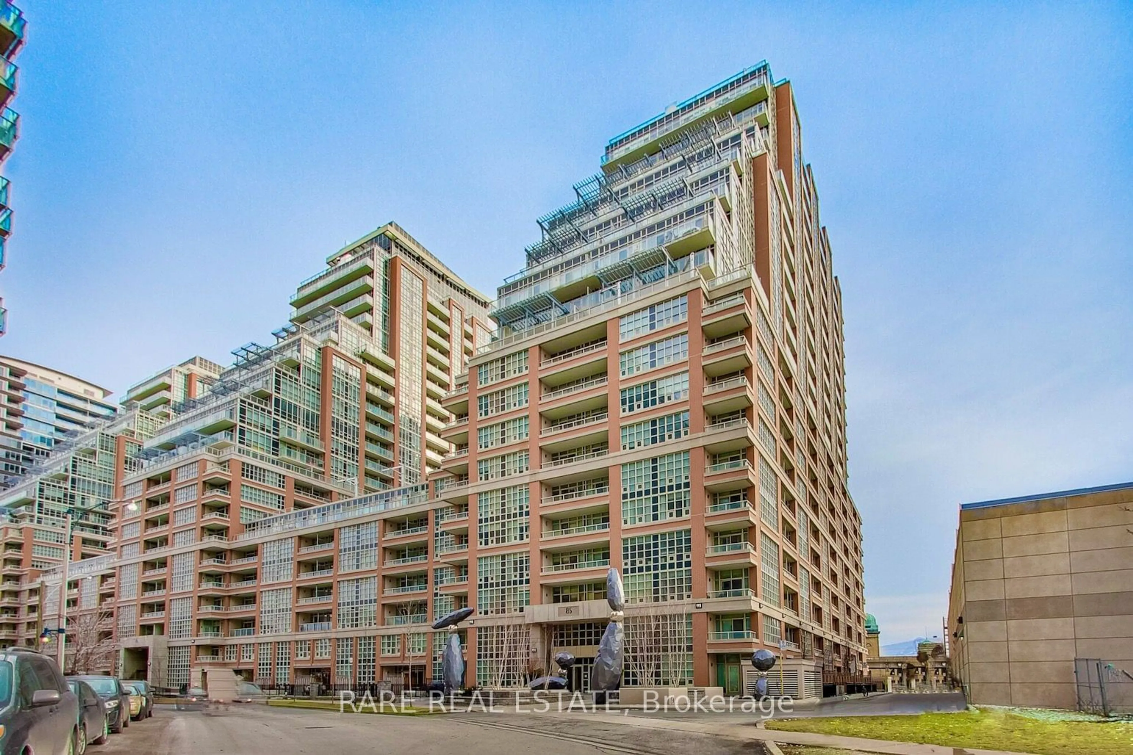 A pic from exterior of the house or condo for 85 East Liberty St #1710, Toronto Ontario M6K 3R4