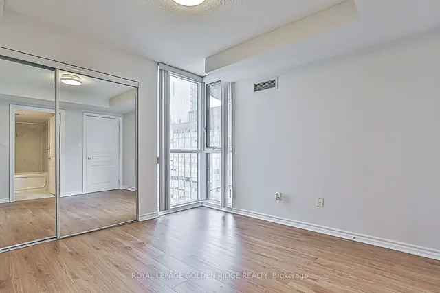 Additional property image - 801 Bay St Unit 1103