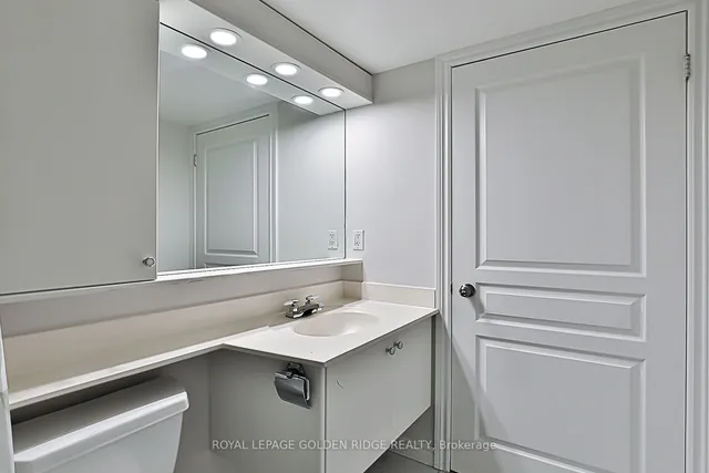 Additional property image - 801 Bay St Unit 1103