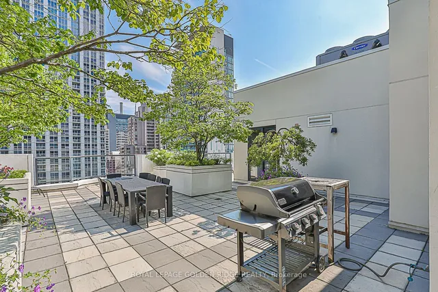 Additional property image - 801 Bay St Unit 1103