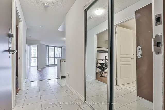 Additional property image - 801 Bay St Unit 1103