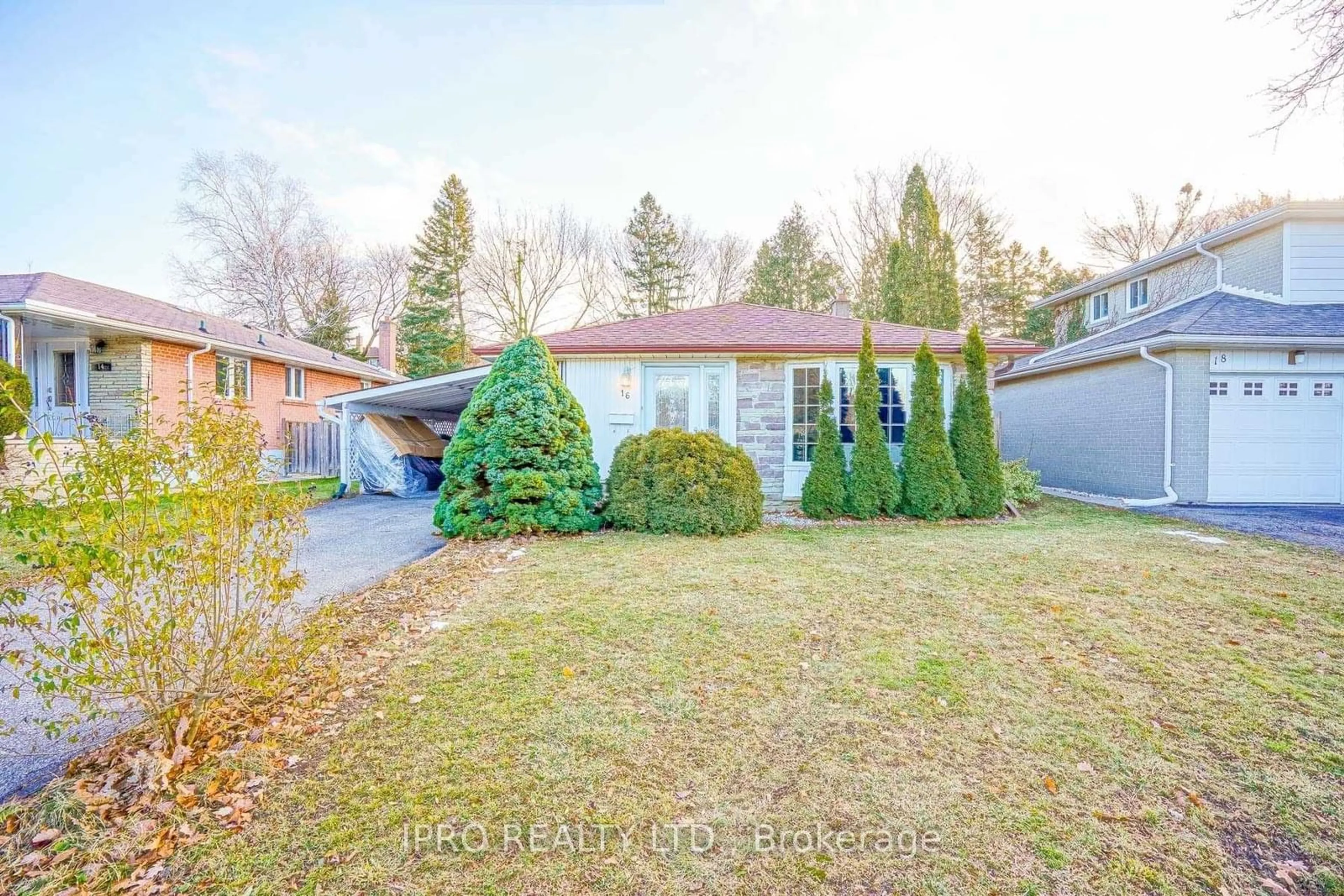 Frontside or backside of a home for 16 Cresthaven Dr, Toronto Ontario M2H 1L7