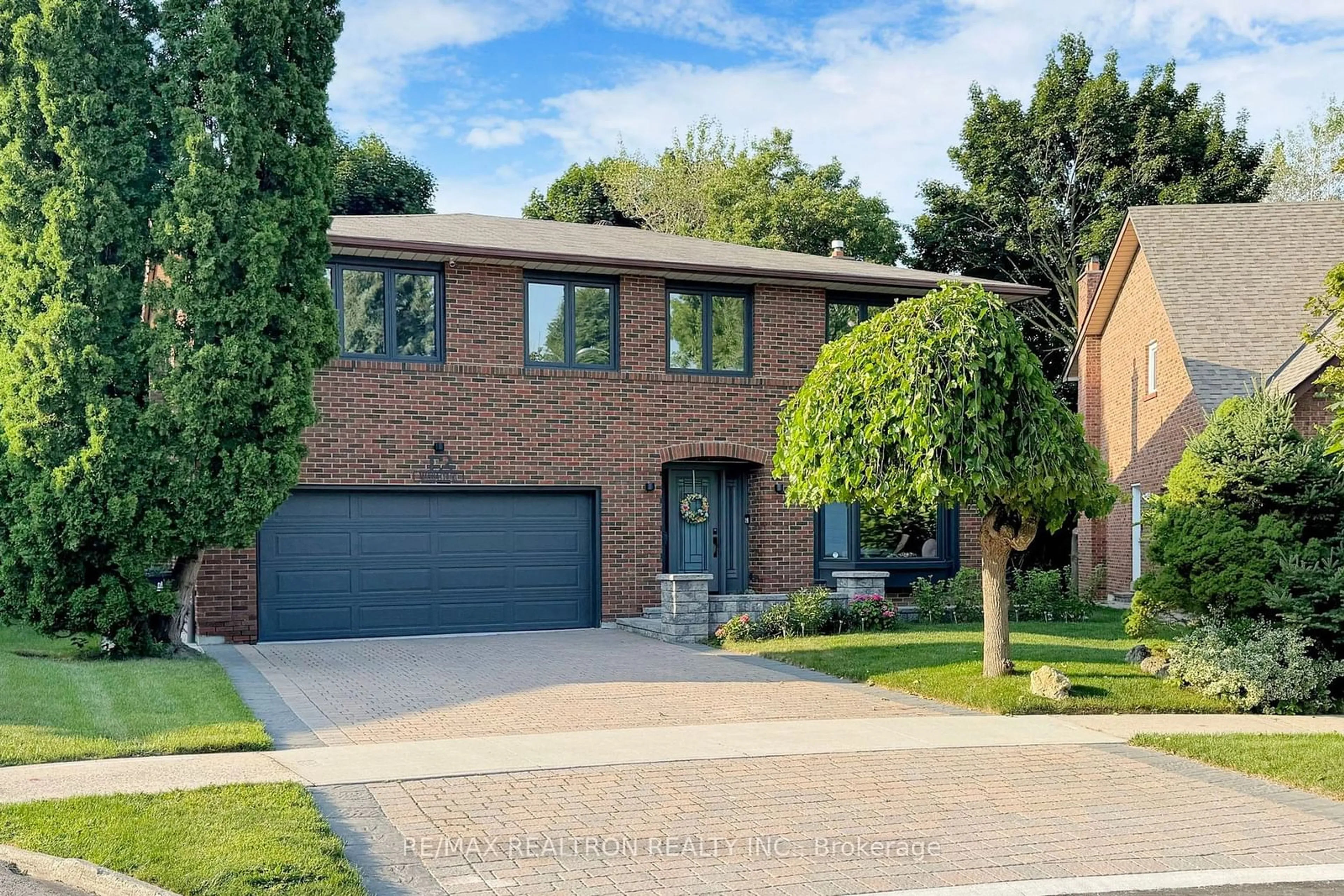 Home with brick exterior material for 12 Marisa Crt, Toronto Ontario M2H 3K9