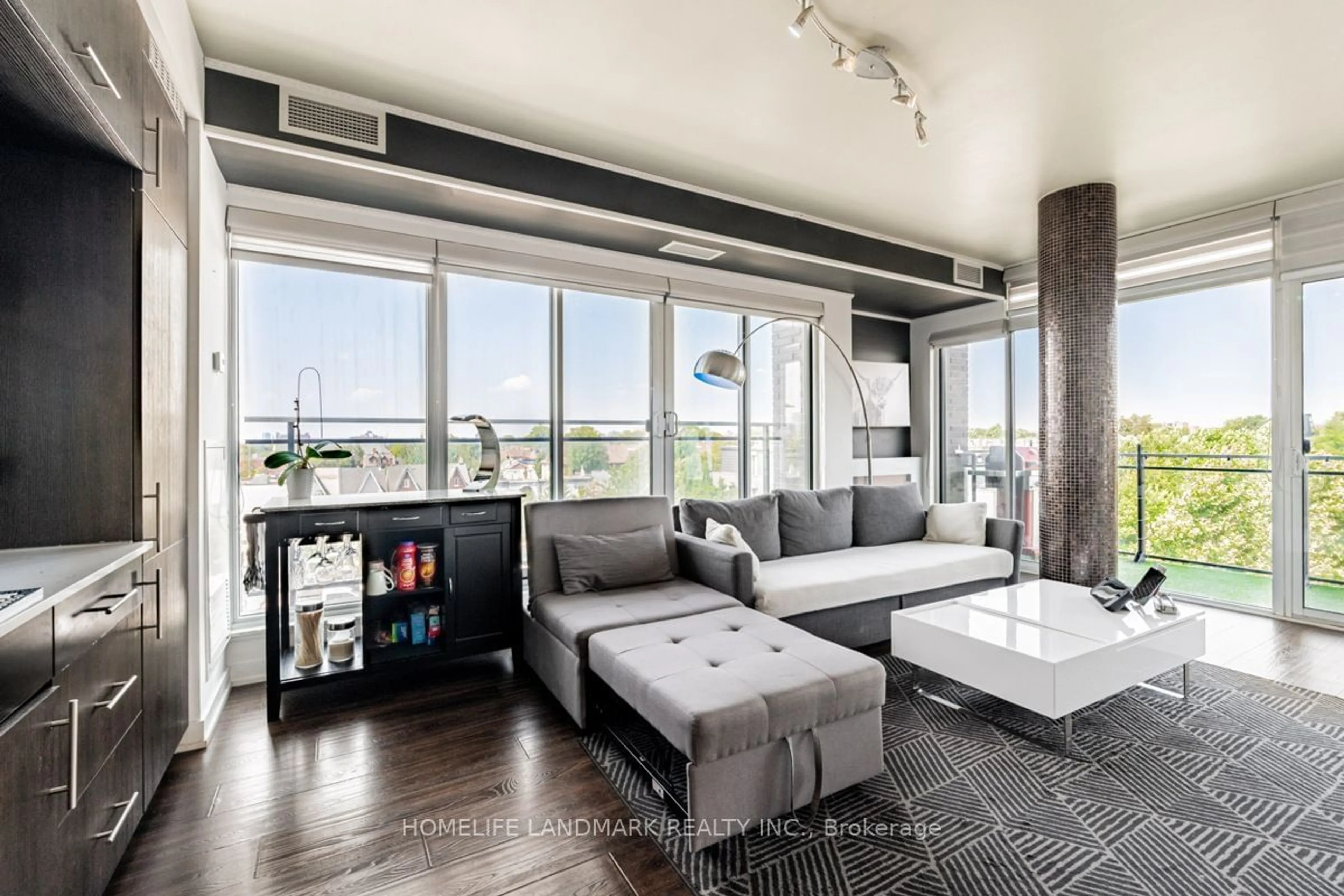 Living room for 205 Manning Ave #415, Toronto Ontario M6J 0E2