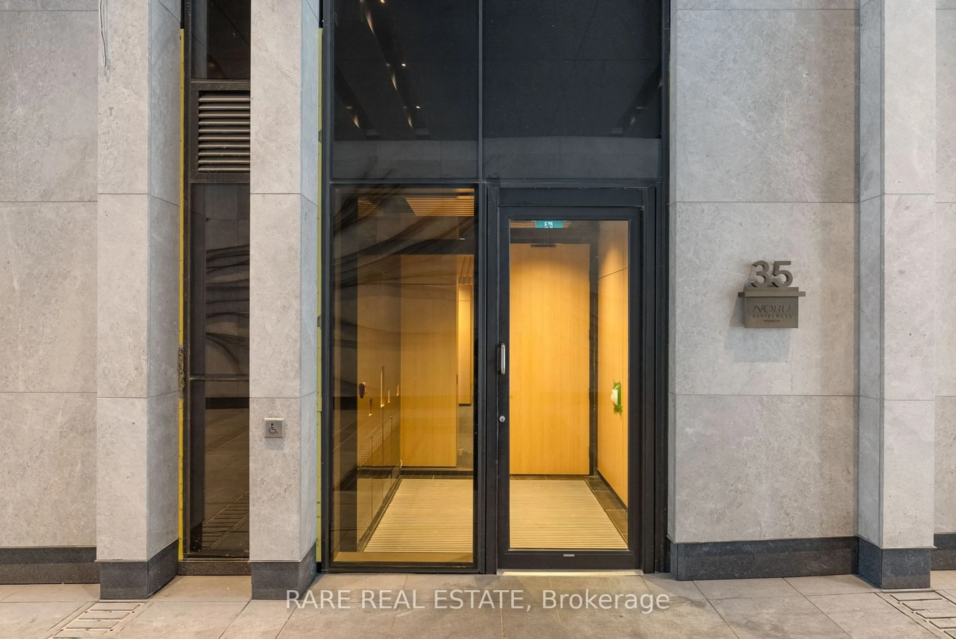 Indoor foyer for 35 Mercer St #1411, Toronto Ontario M5V 1H2