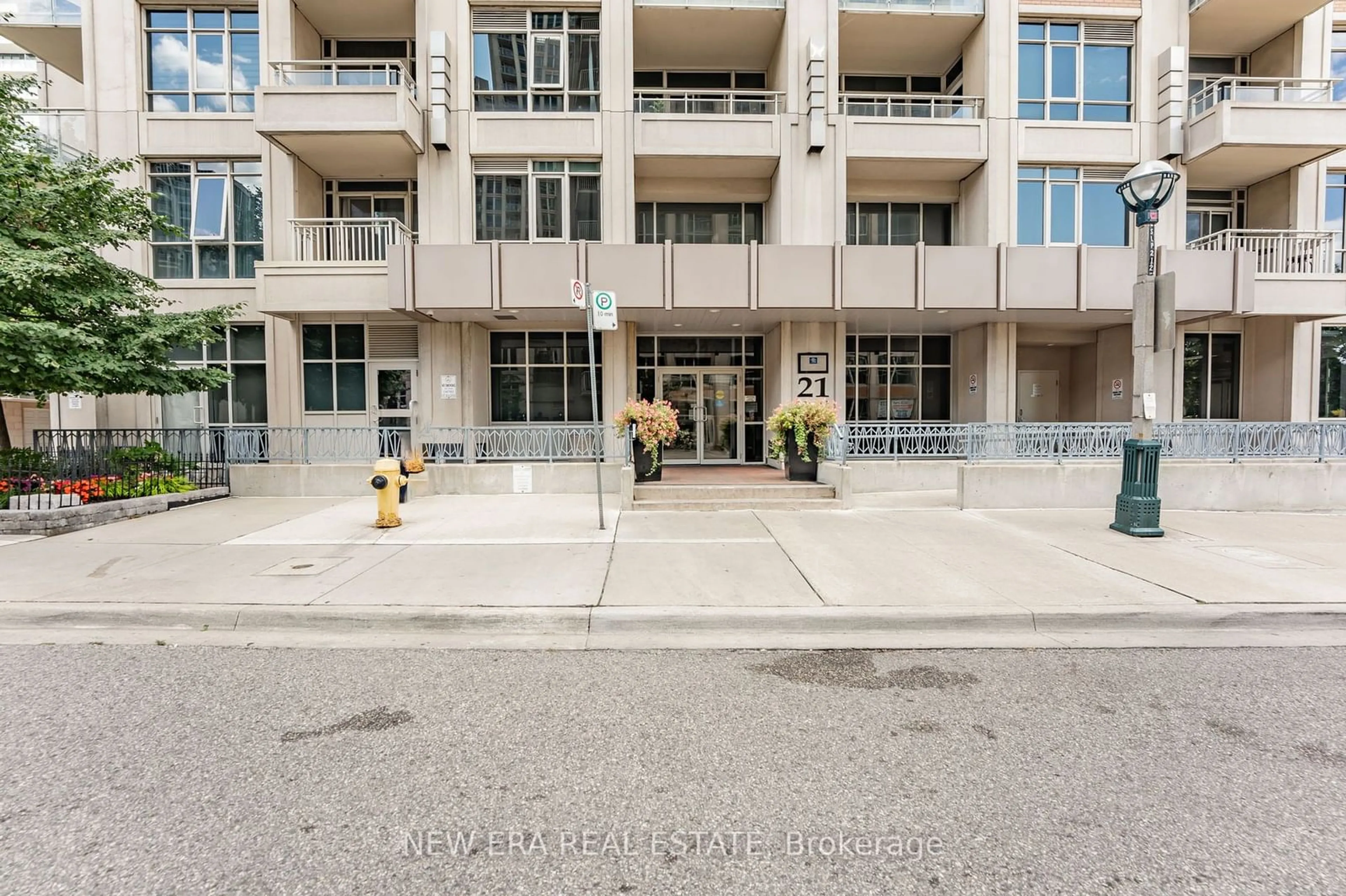 A pic from exterior of the house or condo for 21 Grand Magazine St #1606, Toronto Ontario M5Y 1B5