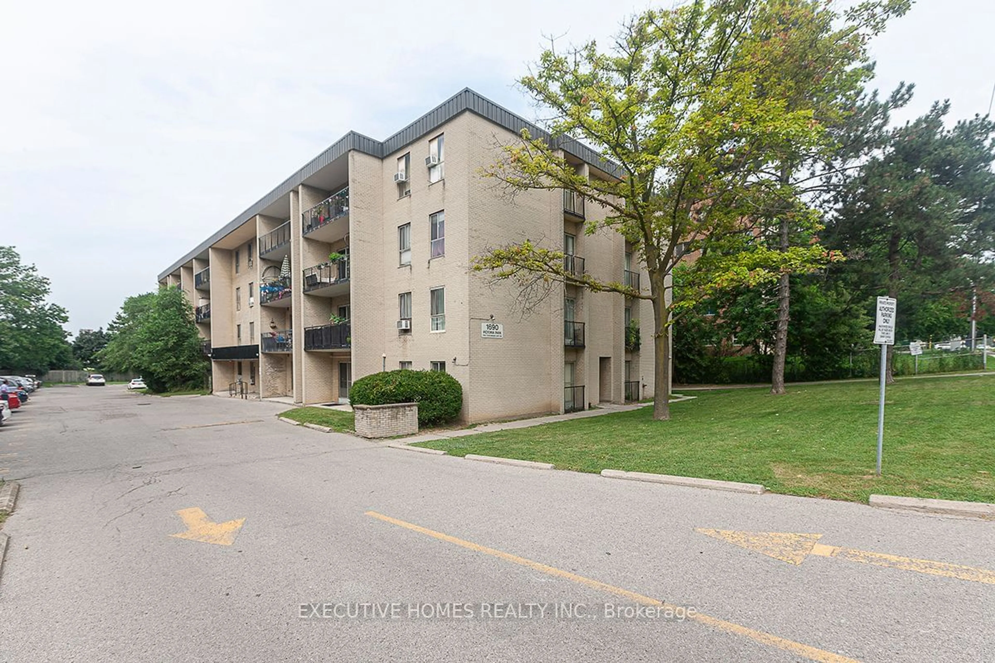 A pic from exterior of the house or condo for 1690 Victoria Park, Toronto Ontario M1R 1R1