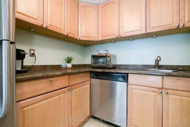 Additional property image - 71 Front St Unit 413