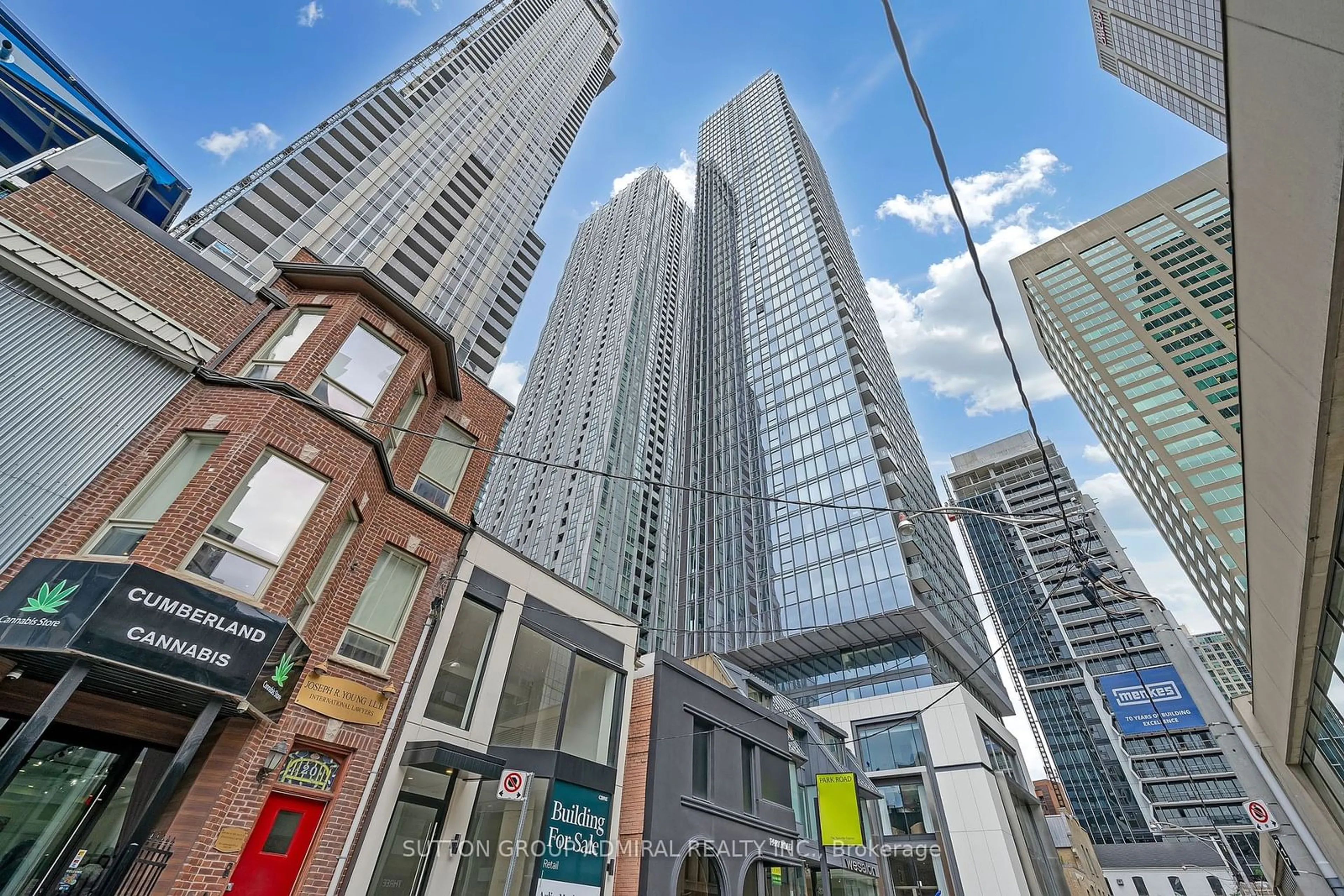 Outside view for 8 Cumberland St #1706, Toronto Ontario M4W 1J5