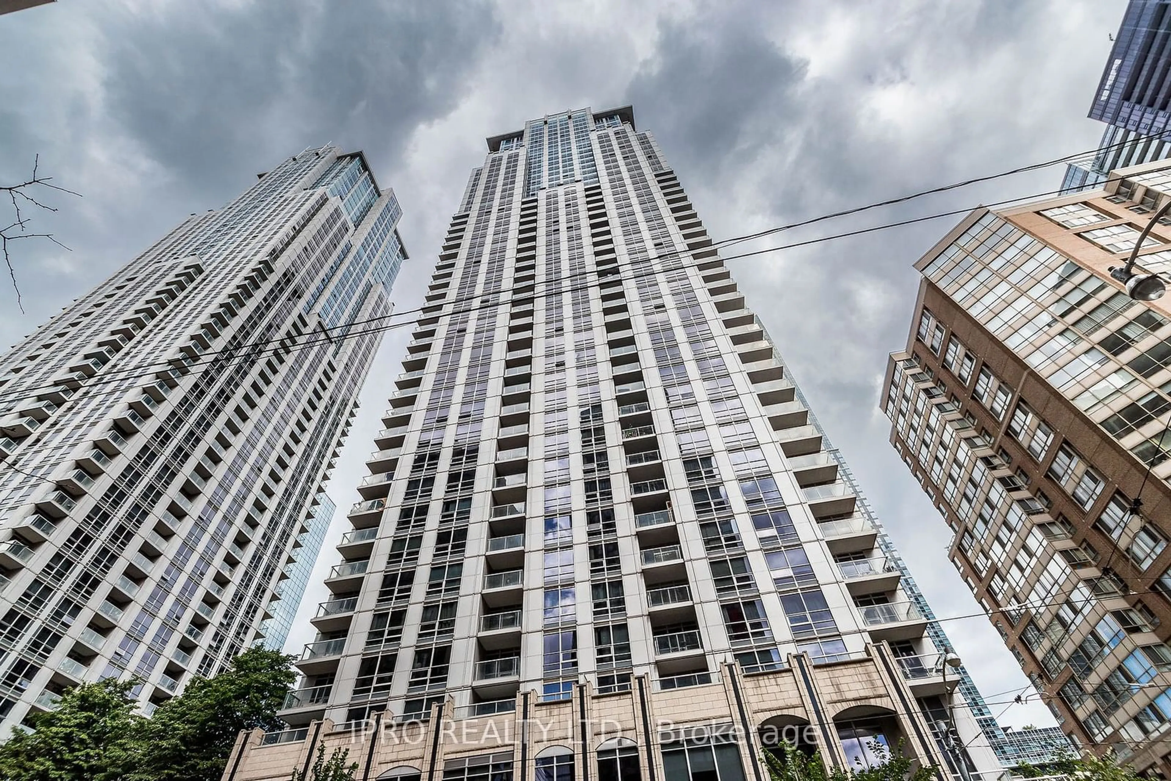 A pic from exterior of the house or condo for 761 Bay St #2401, Toronto Ontario M5C 2R2