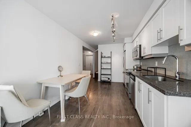Additional property image - 525 Adelaide St Unit 1022