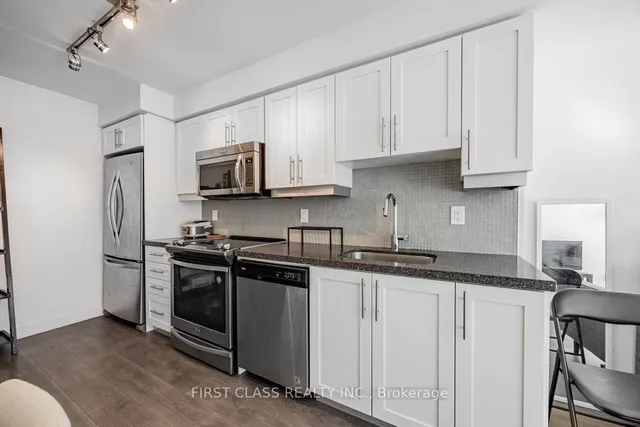 Additional property image - 525 Adelaide St Unit 1022