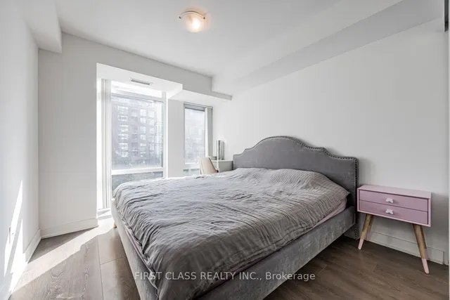 Additional property image - 525 Adelaide St Unit 1022