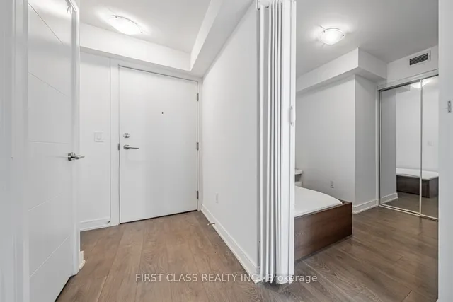 Additional property image - 525 Adelaide St Unit 1022